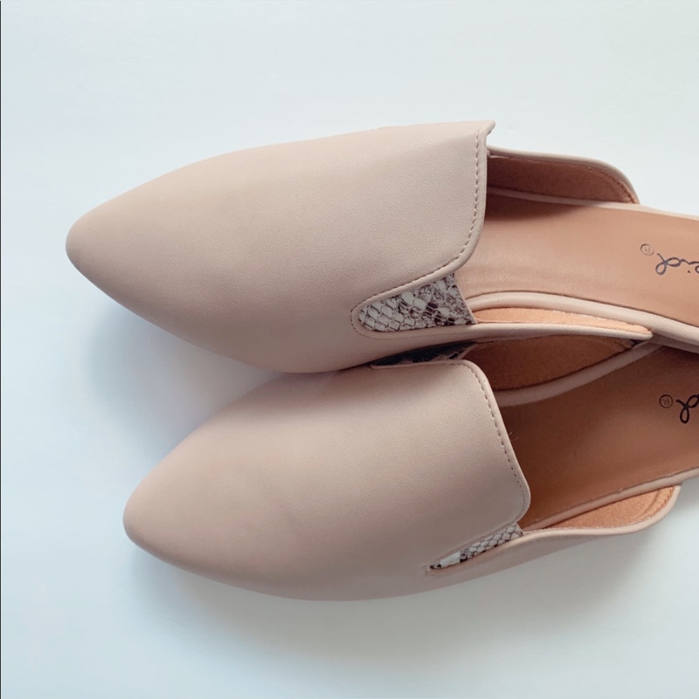 Nude snakeskin slip on flat pointed toe mules - Picture 5 of 6